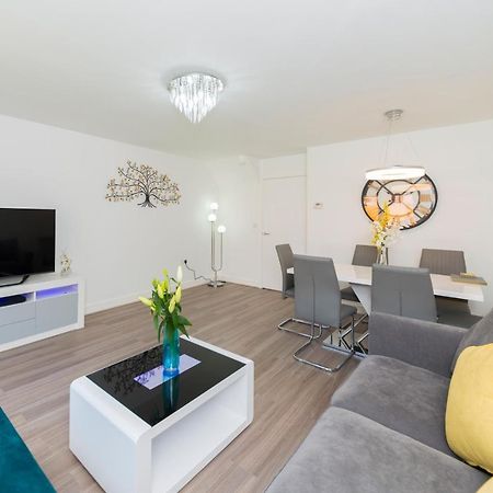 Greenfield Modern 3Br Home - Southcote Lane , Reading Bagian luar foto