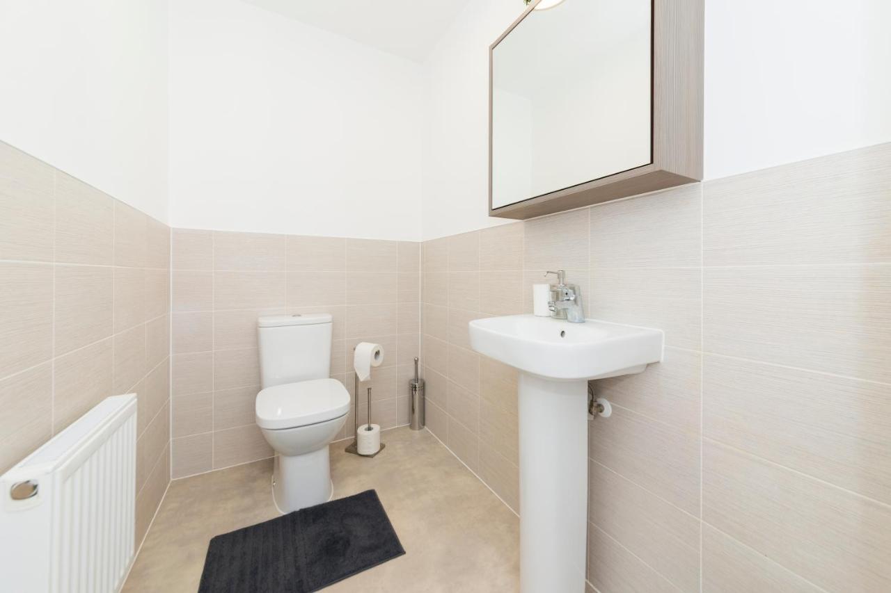 Greenfield Modern 3Br Home - Southcote Lane , Reading Bagian luar foto