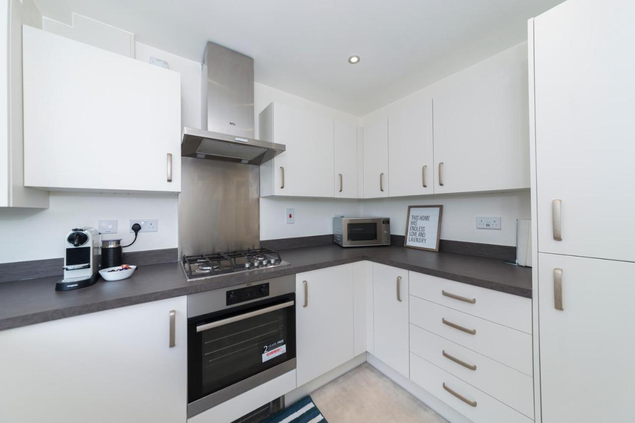Greenfield Modern 3Br Home - Southcote Lane , Reading Bagian luar foto