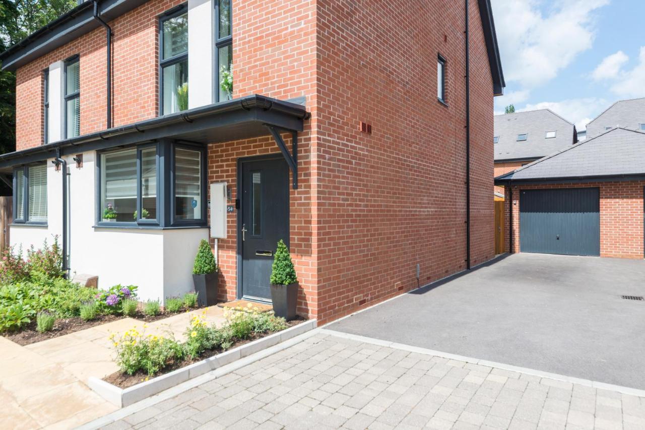 Greenfield Modern 3Br Home - Southcote Lane , Reading Bagian luar foto