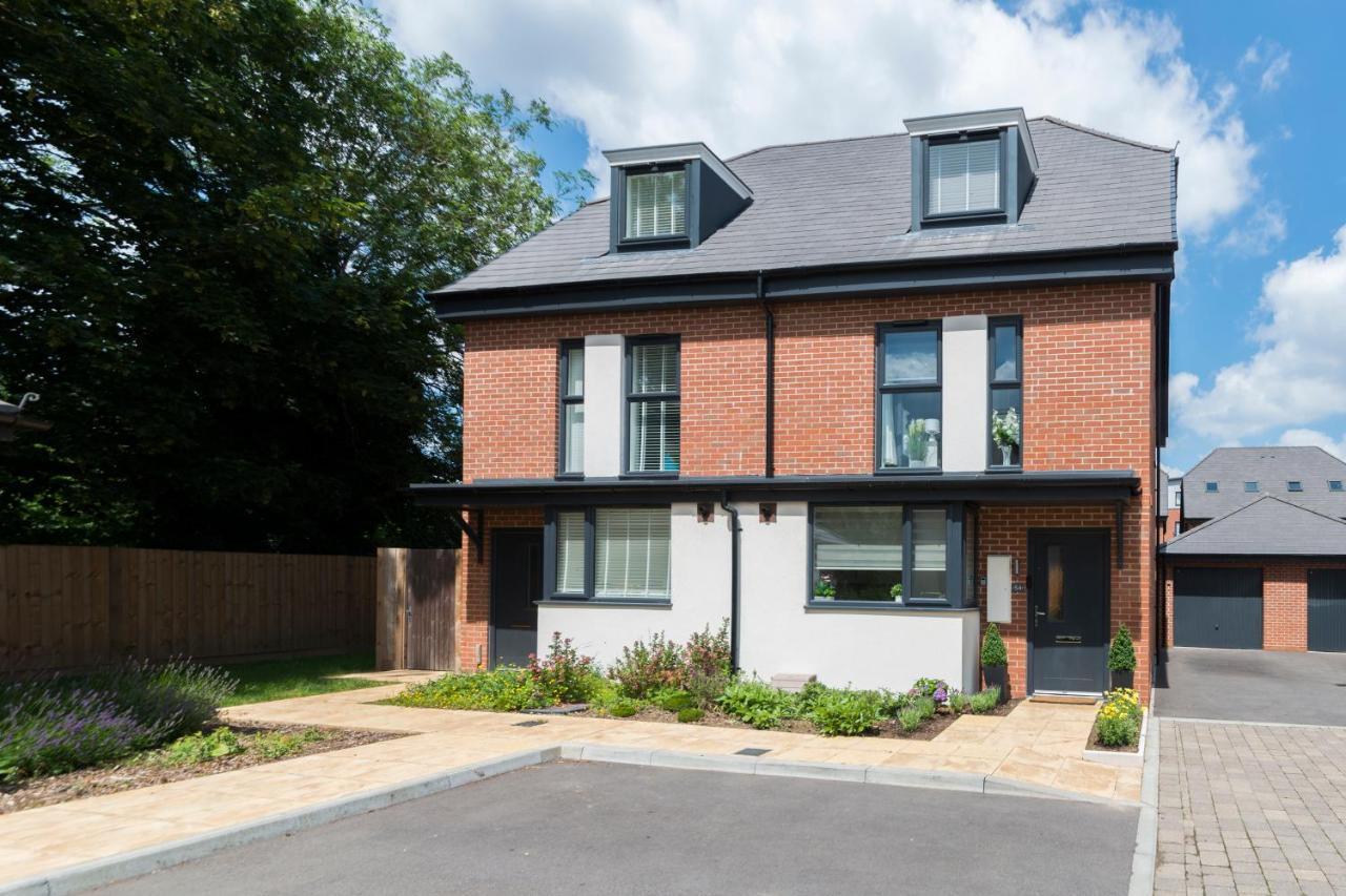 Greenfield Modern 3Br Home - Southcote Lane , Reading Bagian luar foto
